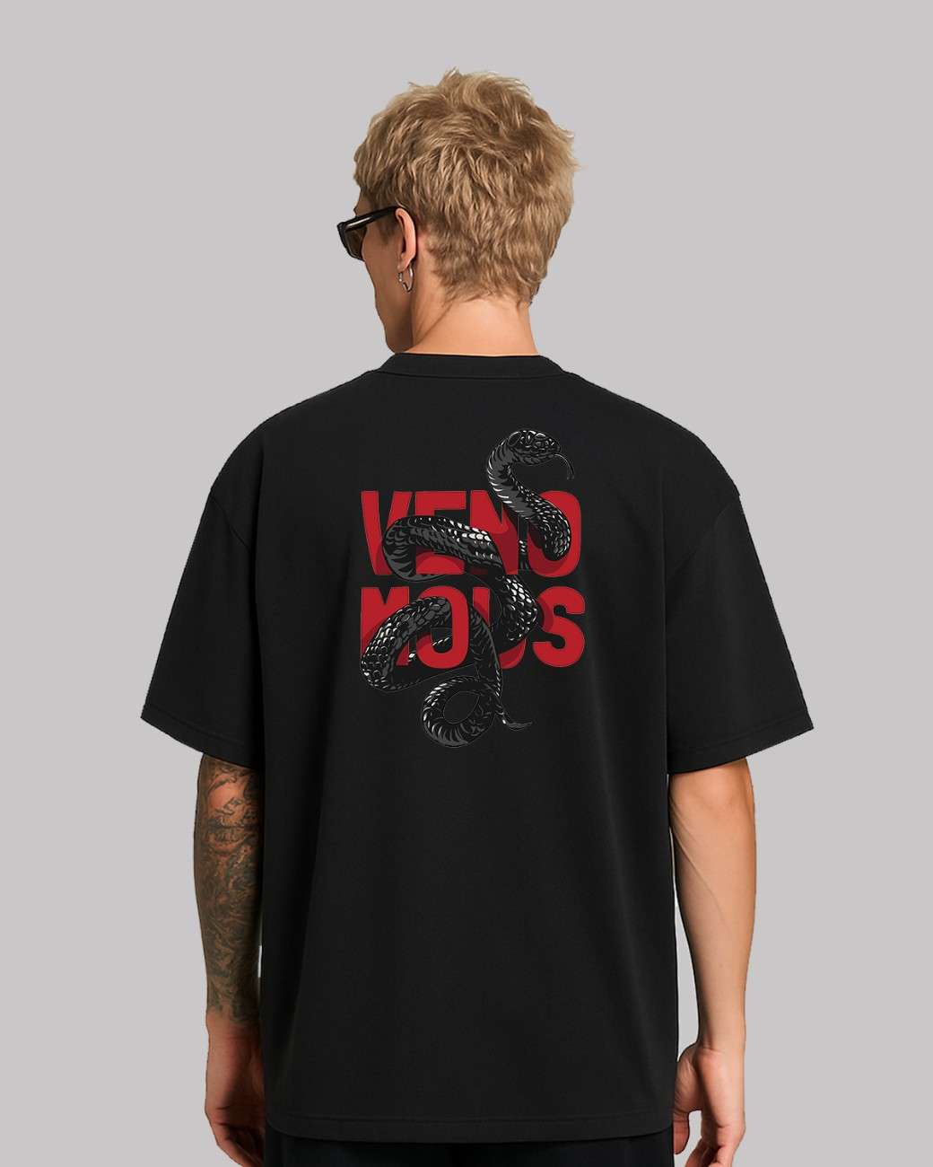 Venemous Unisex Oversized t-shirt